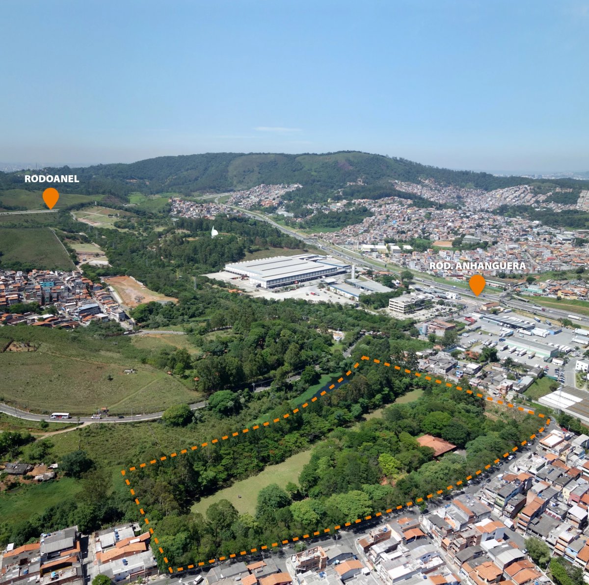 Vista aérea da gleba e rod. Anhanguera